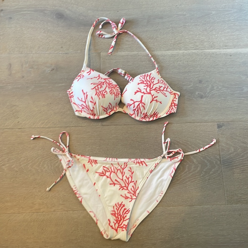 Victoria’s Secret Bikini